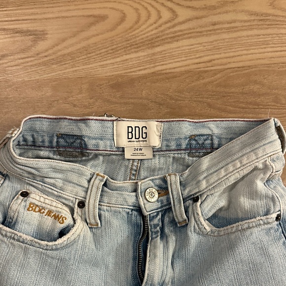 Women’s Light Blue Barrel Jeans - Picture 3 of 3